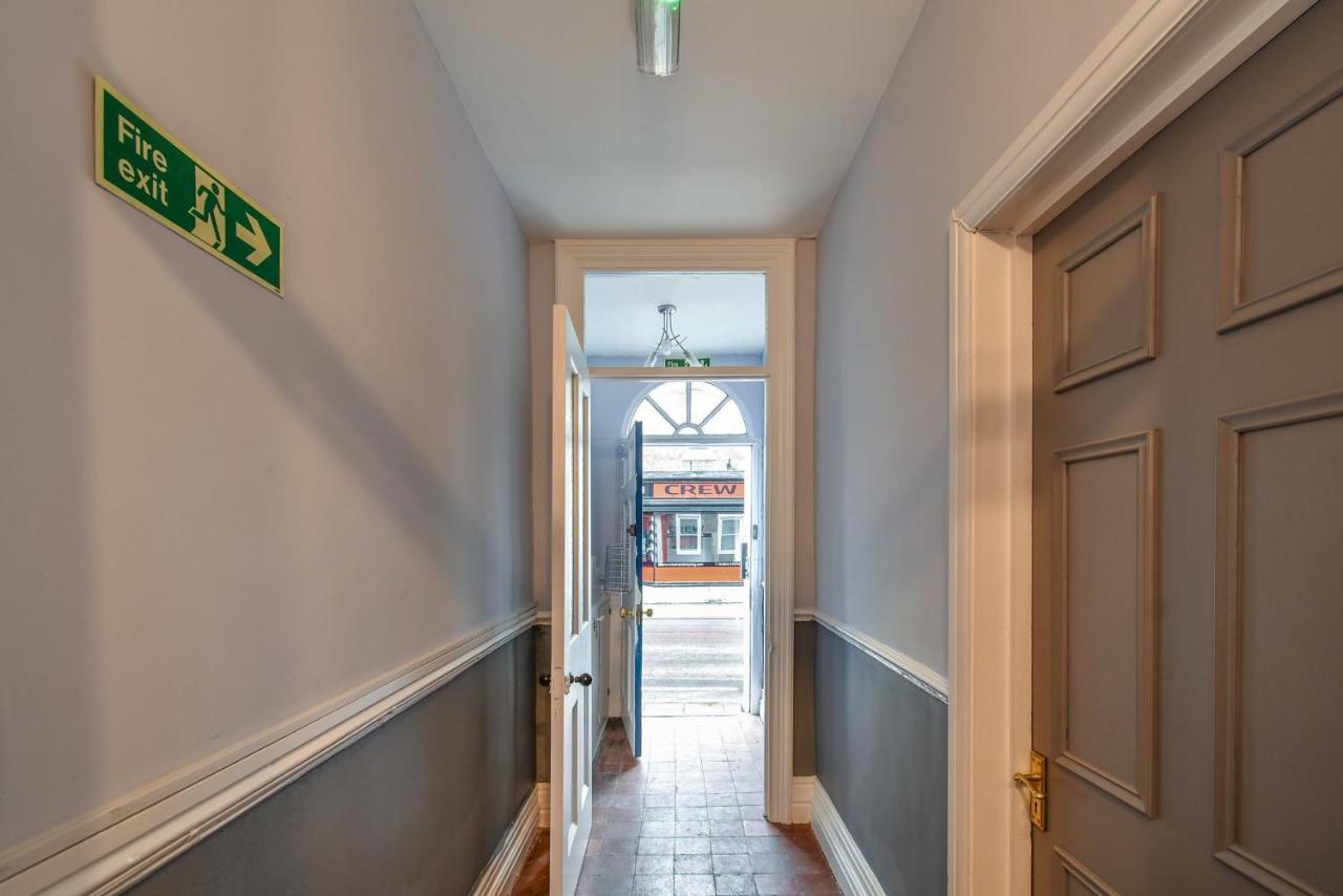 Fifth Quarter Apartment With Free Parking Йорк Екстер'єр фото
