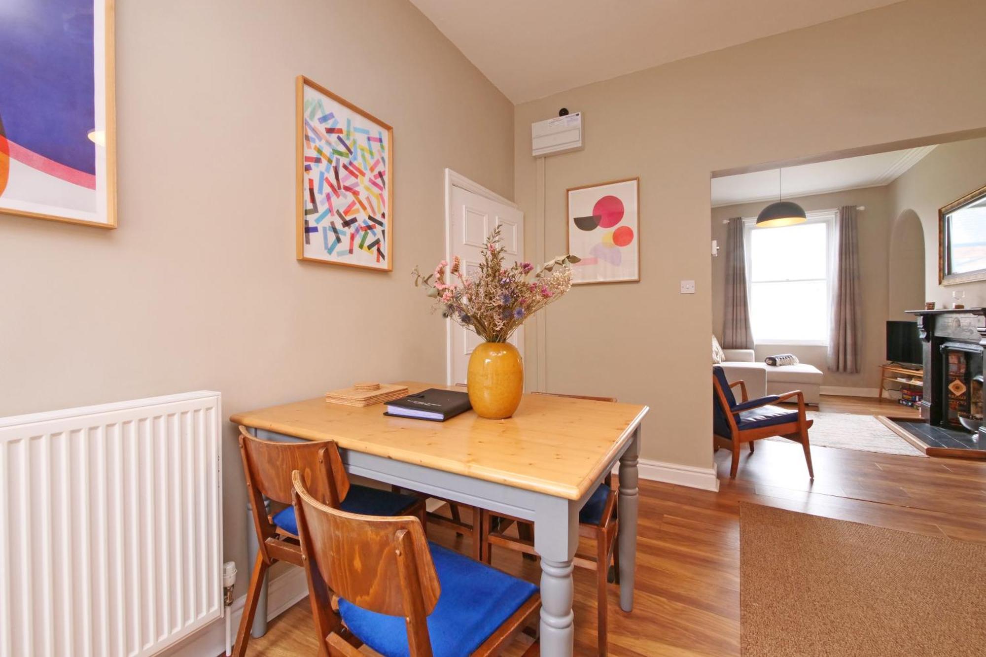 Fifth Quarter Apartment With Free Parking Йорк Екстер'єр фото