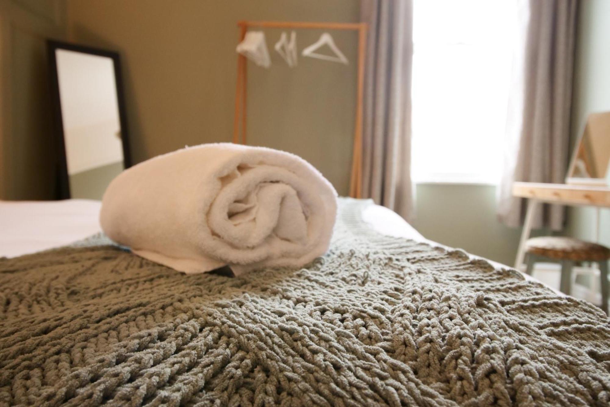 Fifth Quarter Apartment With Free Parking Йорк Екстер'єр фото